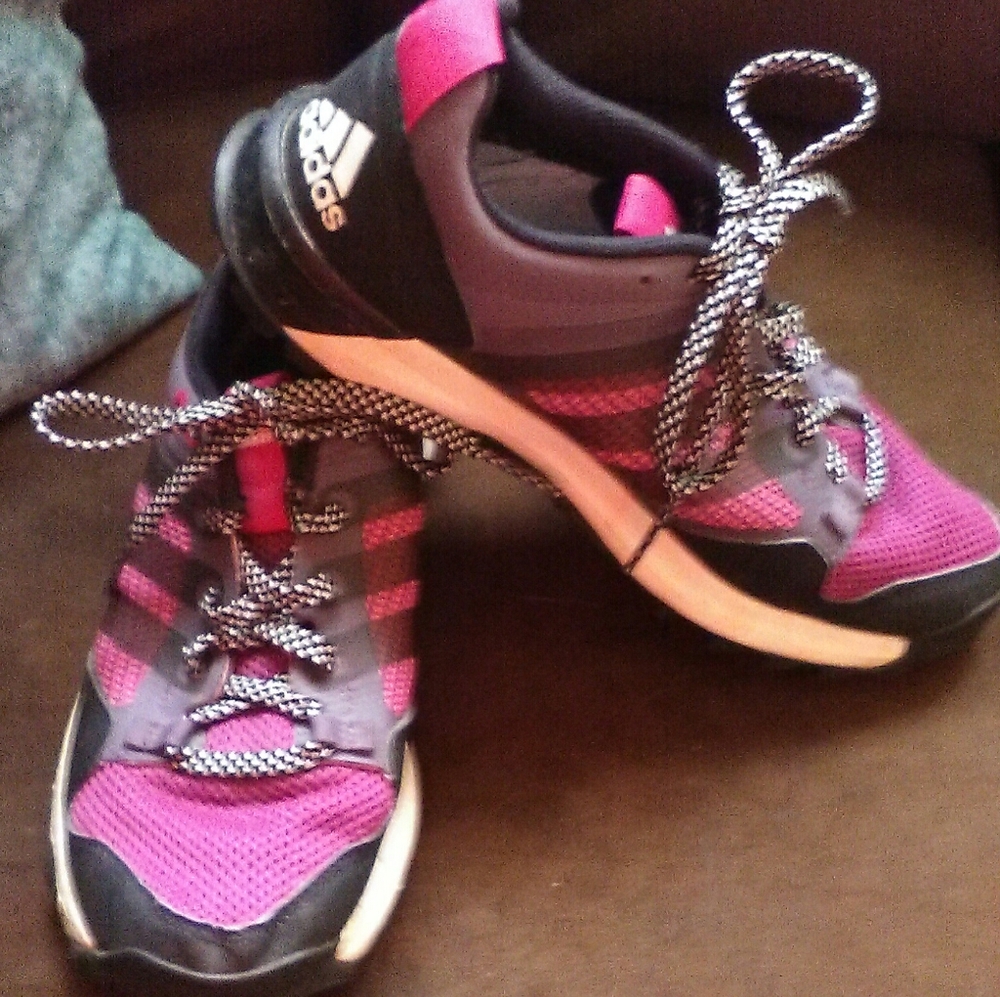 Adidas shoes size 6